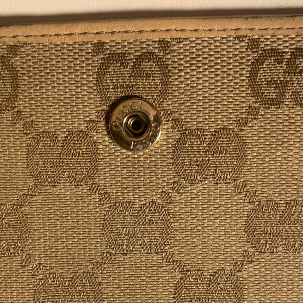 Gucci Monogram Wallet - Picture 10 of 10